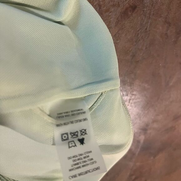 Bare Athletics mint green sports bra size L NWOT - Picture 7 of 7